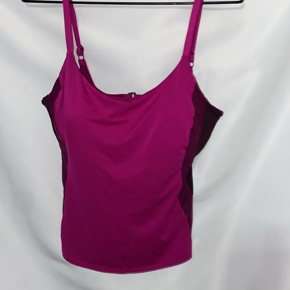 ATHLETA WO SIZE 38B/C SPORTS TANK TOP/ TANKINI SWIM TOP FUSHIA WINE COLOR CLEAN - Picture 6 of 12